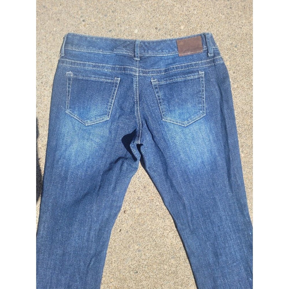 Maurices Jeans Women's 7/8 Blue Mid-Rise Bootcut Denim 30x31 - Picture 9 of 12